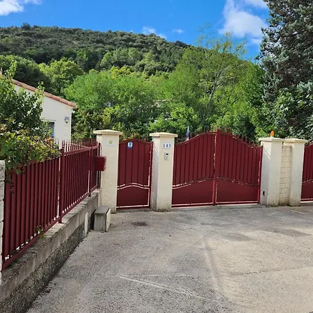 - D'hôtes Indépendante Avec Terrasse L'occitania 60m2